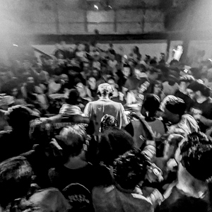 久草免费福利在线
